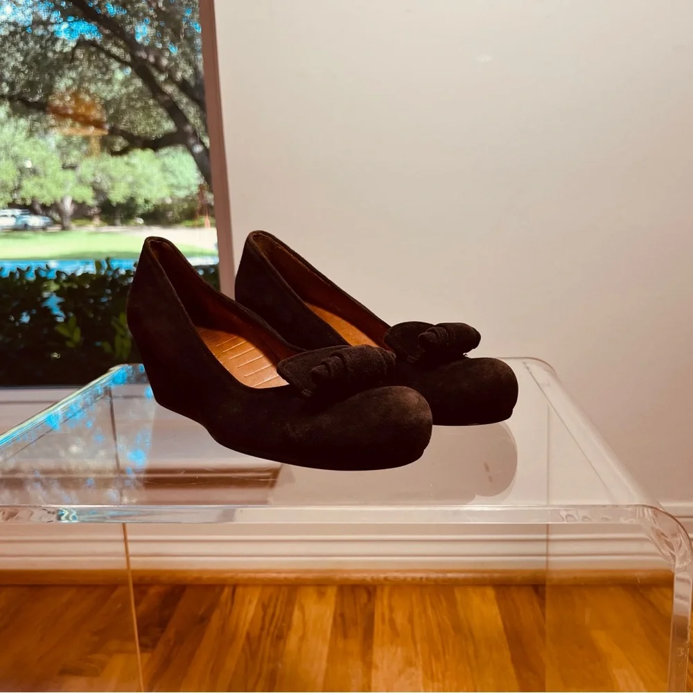 Chie Mihara Chocolate Suede Wedges - Picture 10 of 11